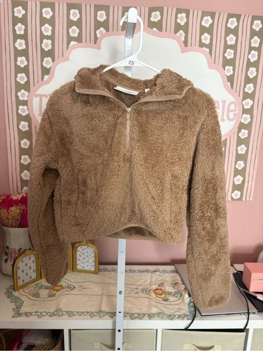 Aritzia Sunday Best cozy brown fleece hoodie quarter zip